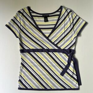 New York & Company v-neck top